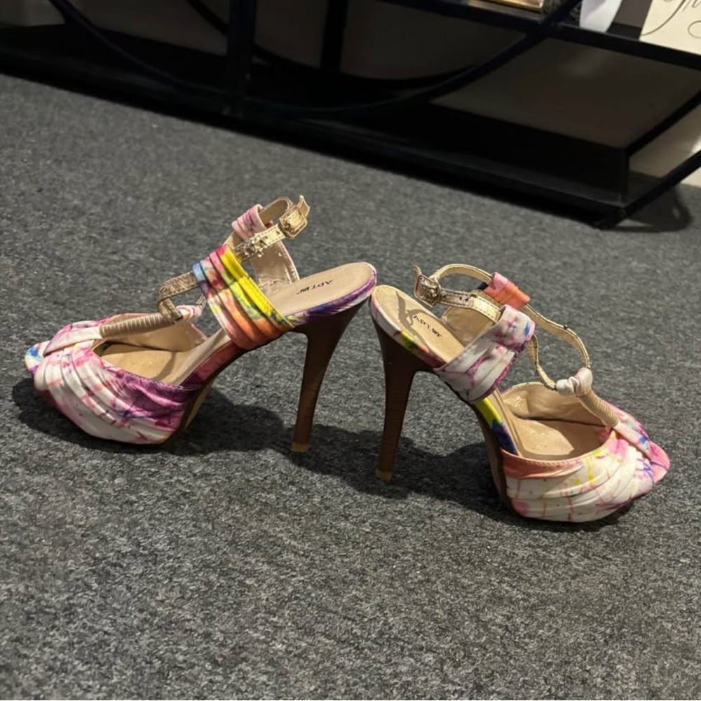 Apt. 9 Pink and Orange Stiletto Heels with Platform